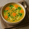 10x Linsen-Kokosmilchsuppe mit Pak-Choi und Karotte
