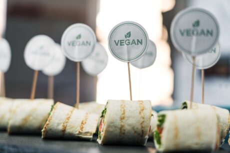 Wrapröllchen am Spieß vegan