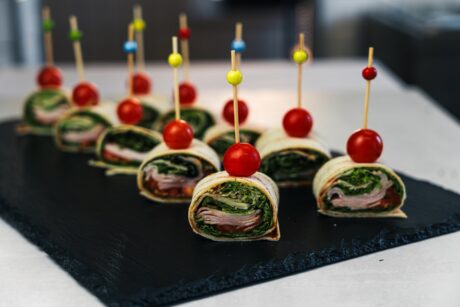 Wrapröllchen am Spieß geräucherte Putenbrust - Glutenfrei